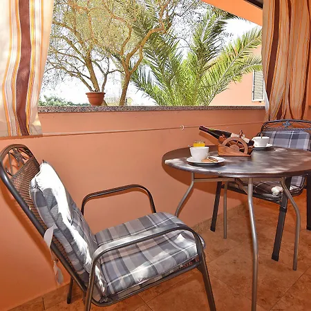 Jeromela Apartmán *