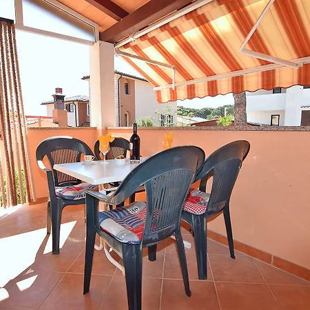 Jeromela Apartmán Valbandon