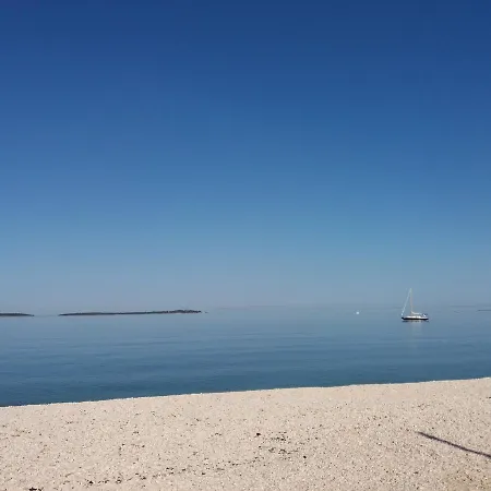 Jeromela Apartmán Valbandon