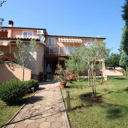 Apartment Jeromela *
