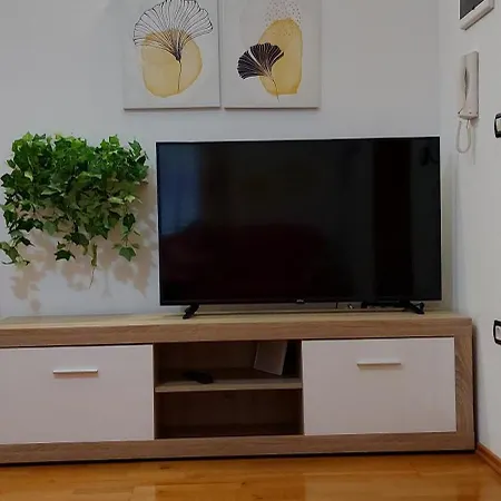 Apartment Jeromela Fazana