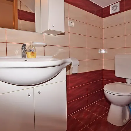 Apartment Jeromela Fazana