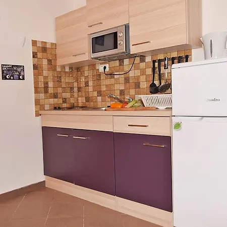 Jeromela Apartment *