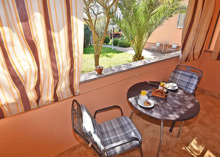 Jeromela Appartement Valbandon